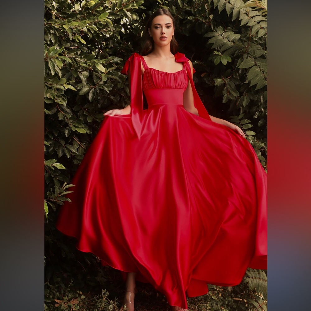 CINDERELLA DIVINE 7490 Sleeveless A-Line Satin Evening Dress Red Size 10 Prom